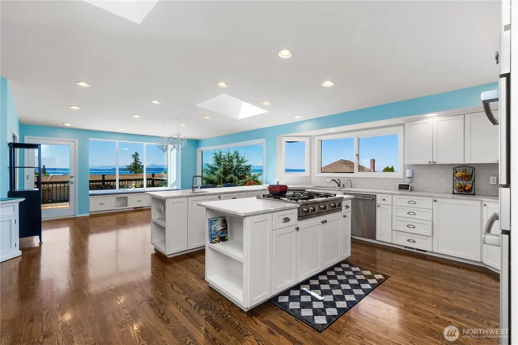 7723 168th Place SW Edmonds WA 98026