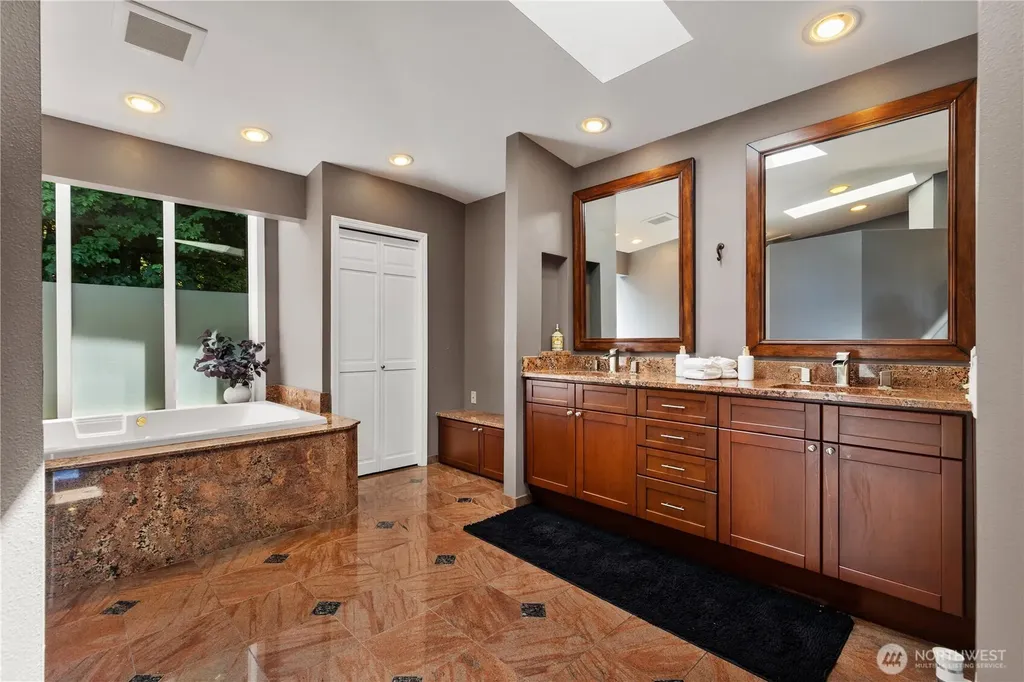 7723 168th Place SW Edmonds WA 98026