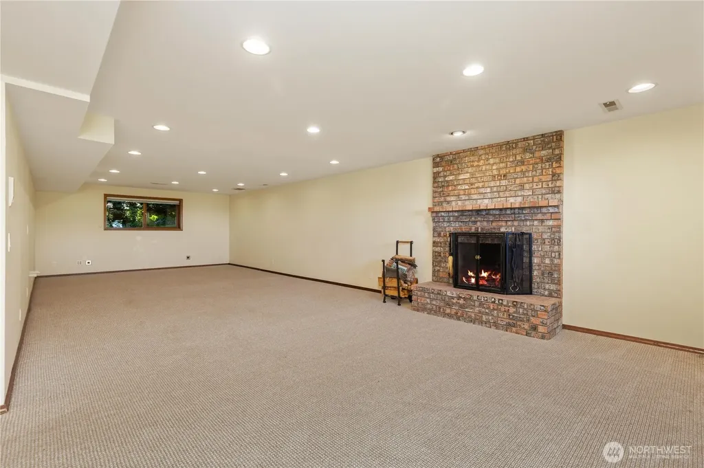 7723 168th Place SW Edmonds WA 98026