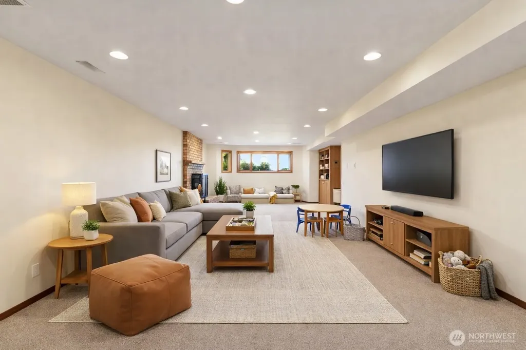 7723 168th Place SW Edmonds WA 98026