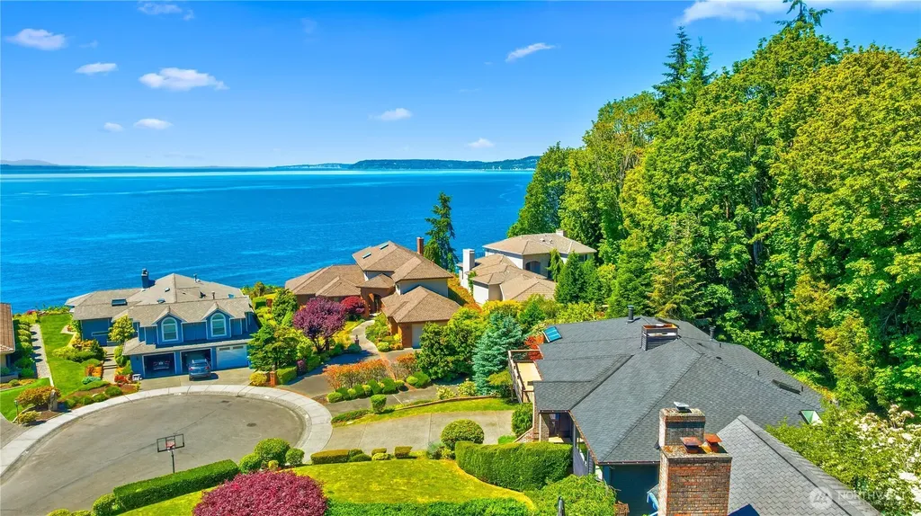 7723 168th Place SW Edmonds WA 98026