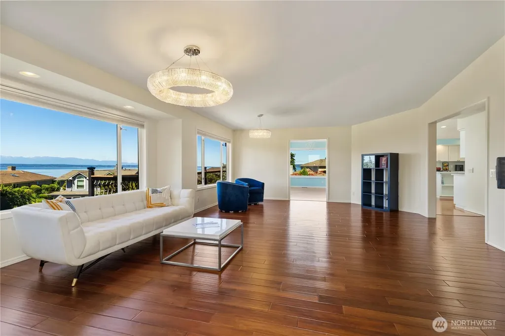7723 168th Place SW Edmonds WA 98026
