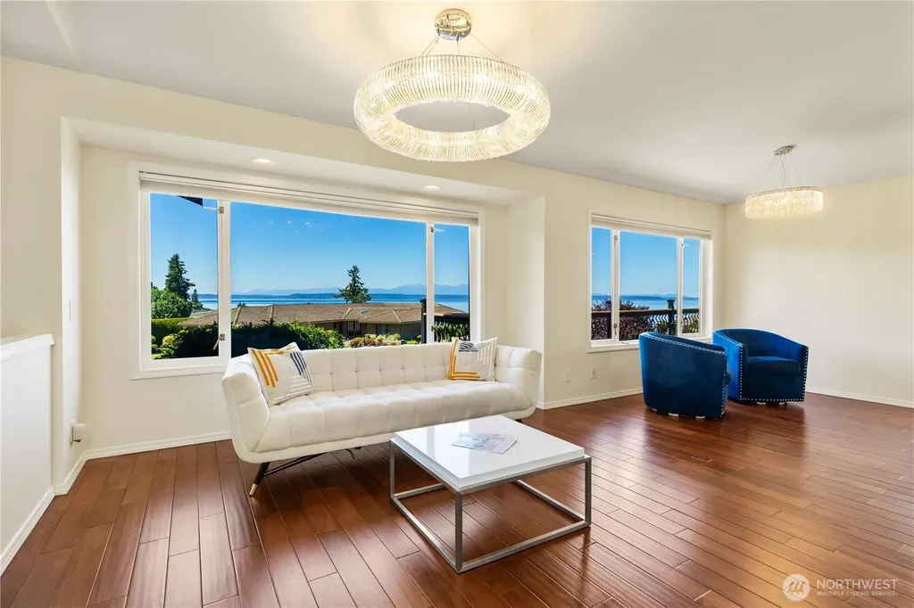 7723 168th Place SW Edmonds WA 98026