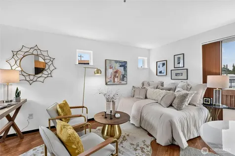 4020 Aurora Avenue N Seattle WA 98103