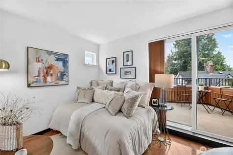 4020 Aurora Avenue N Seattle WA 98103