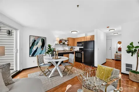 4020 Aurora Avenue N Seattle WA 98103