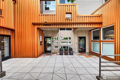 4020 Aurora Avenue N Seattle WA 98103