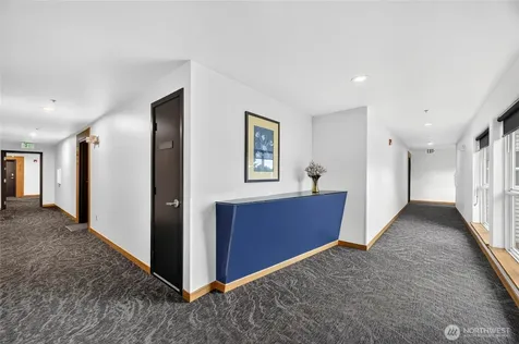4020 Aurora Avenue N Seattle WA 98103