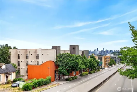 4020 Aurora Avenue N Seattle WA 98103