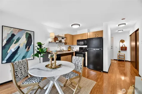 4020 Aurora Avenue N Seattle WA 98103