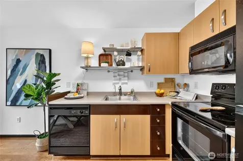 4020 Aurora Avenue N Seattle WA 98103
