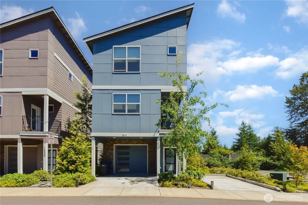 14229 9th Place W Lynnwood WA 98087