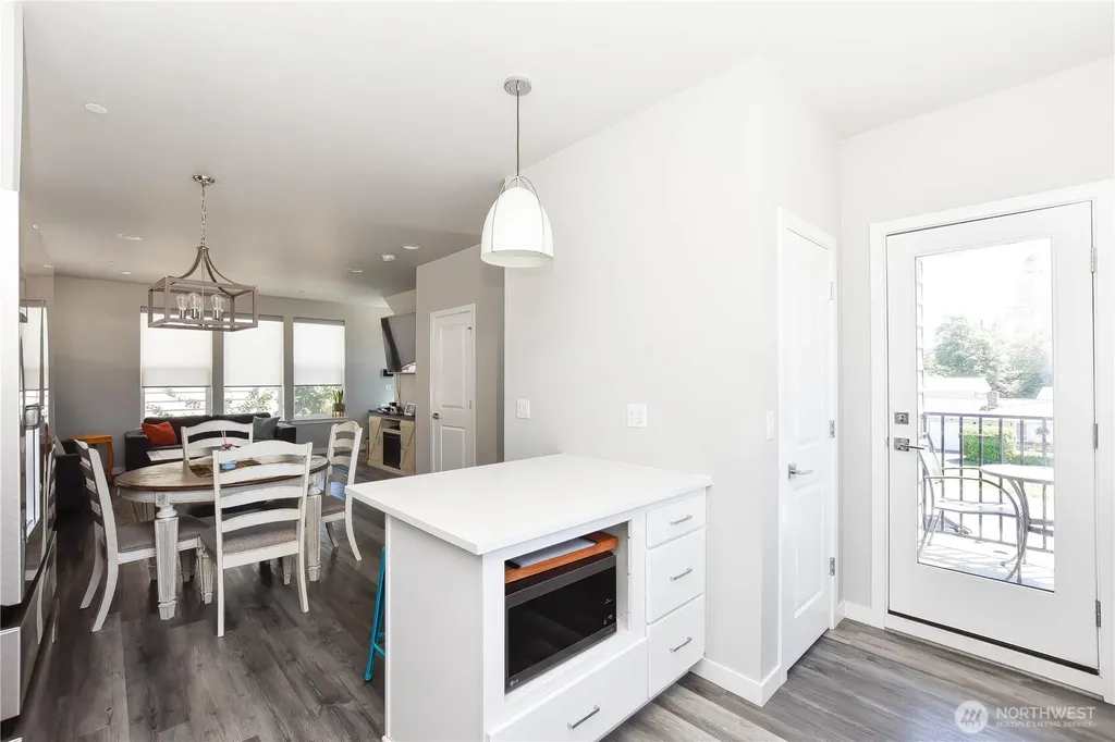14229 9th Place W Lynnwood WA 98087