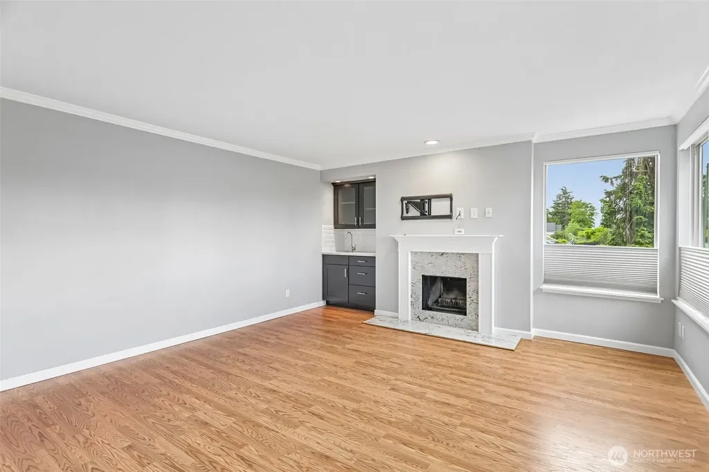 3421 SW Roxbury Street Seattle WA 98126