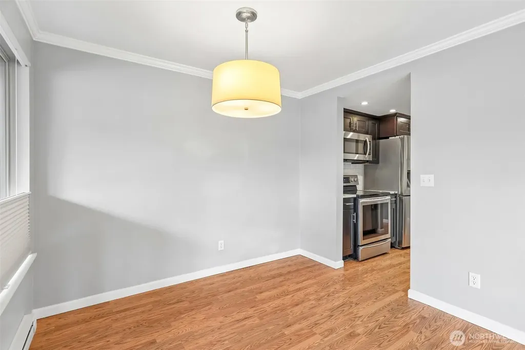 3421 SW Roxbury Street Seattle WA 98126