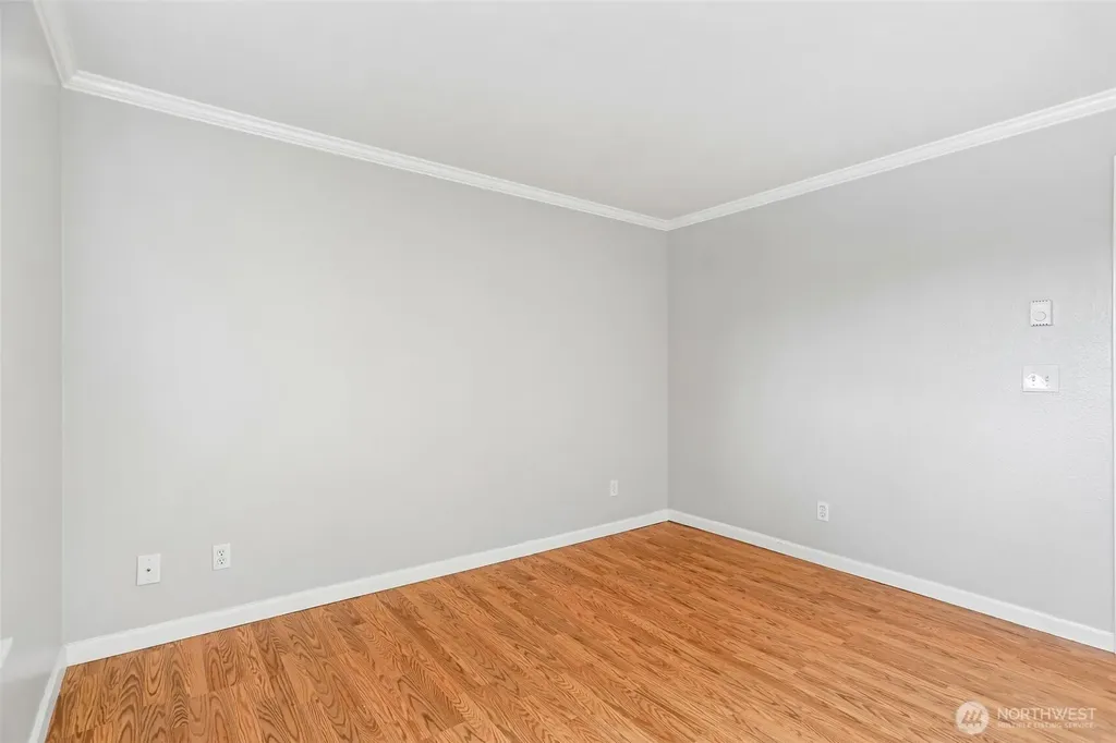 3421 SW Roxbury Street Seattle WA 98126