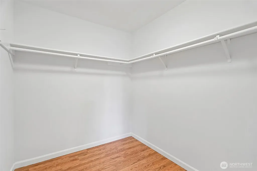 3421 SW Roxbury Street Seattle WA 98126