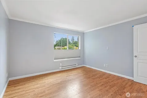 3421 SW Roxbury Street Seattle WA 98126
