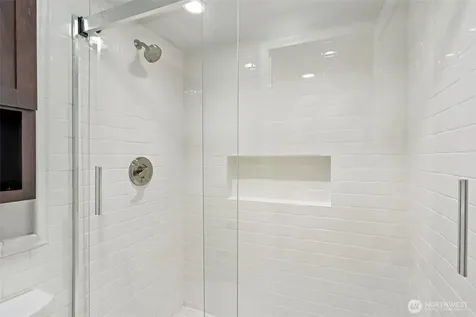 3421 SW Roxbury Street Seattle WA 98126