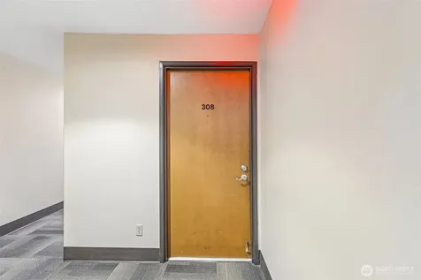 3421 SW Roxbury Street Seattle WA 98126