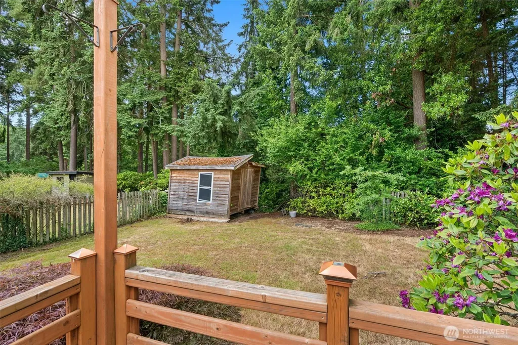 16811 1st Avenue NW Shoreline WA 98177