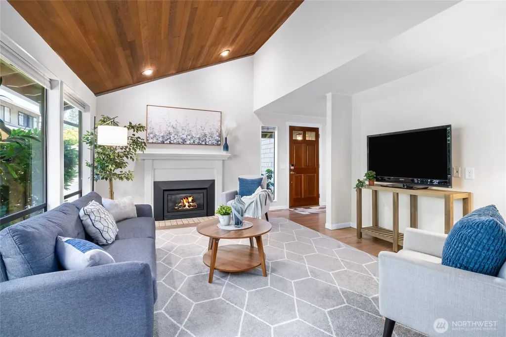 17521 NE 38th Court Redmond WA 98052