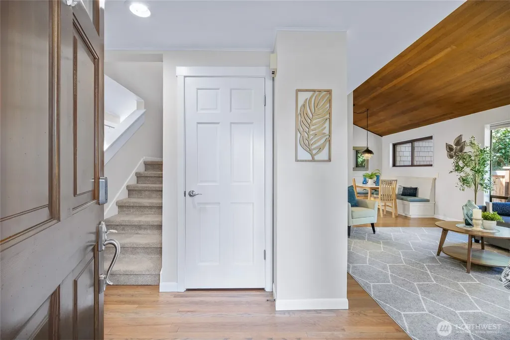 17521 NE 38th Court Redmond WA 98052