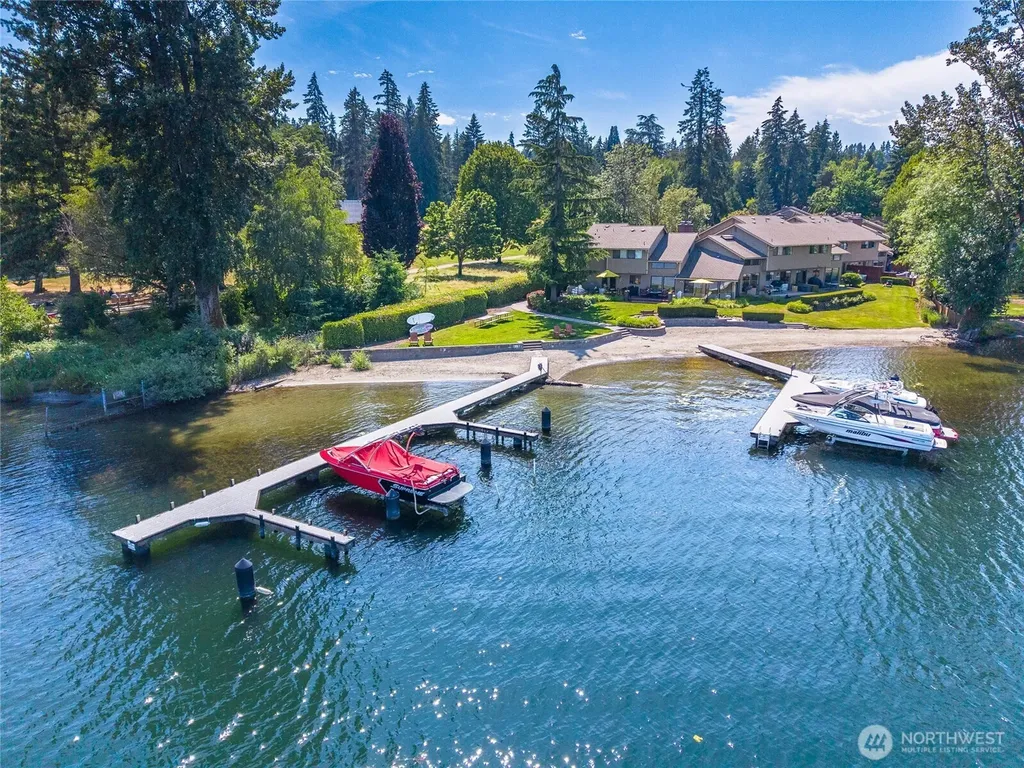 17521 NE 38th Court Redmond WA 98052