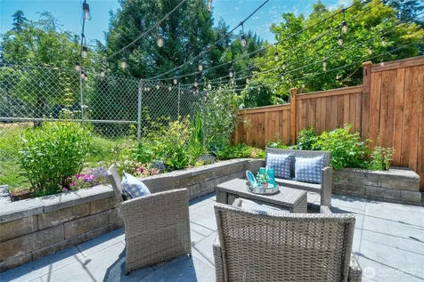 17521 NE 38th Court Redmond WA 98052