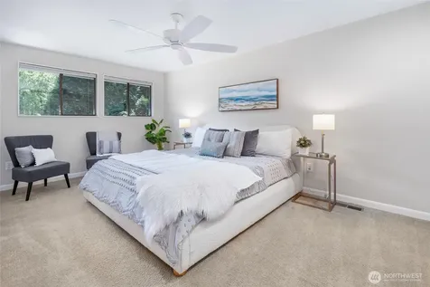 17521 NE 38th Court Redmond WA 98052