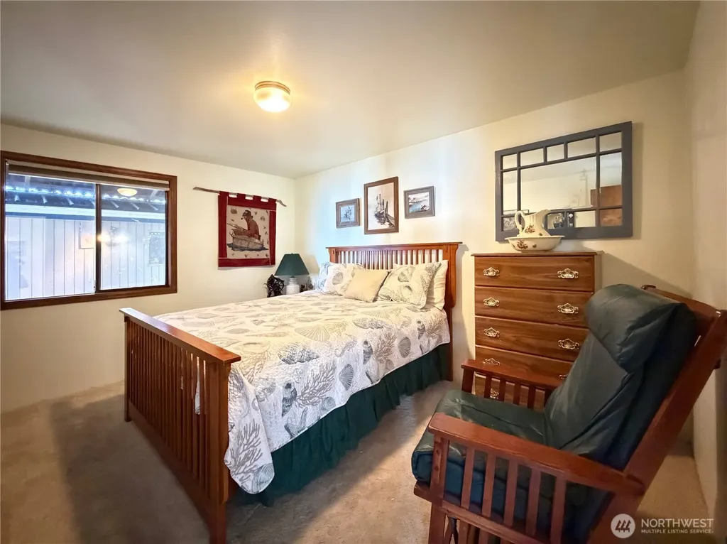 14 H South Beach Drive Hat Island WA 98206