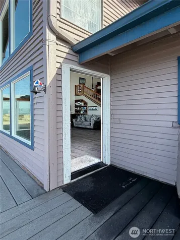 14 H South Beach Drive Hat Island WA 98206