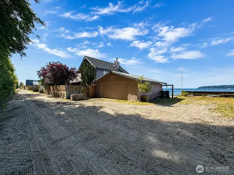 14 H South Beach Drive Hat Island WA 98206