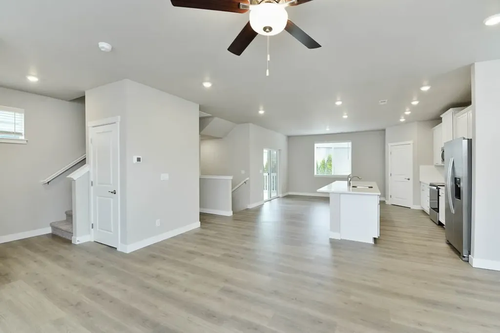8741 151st Street E Puyallup WA 98375