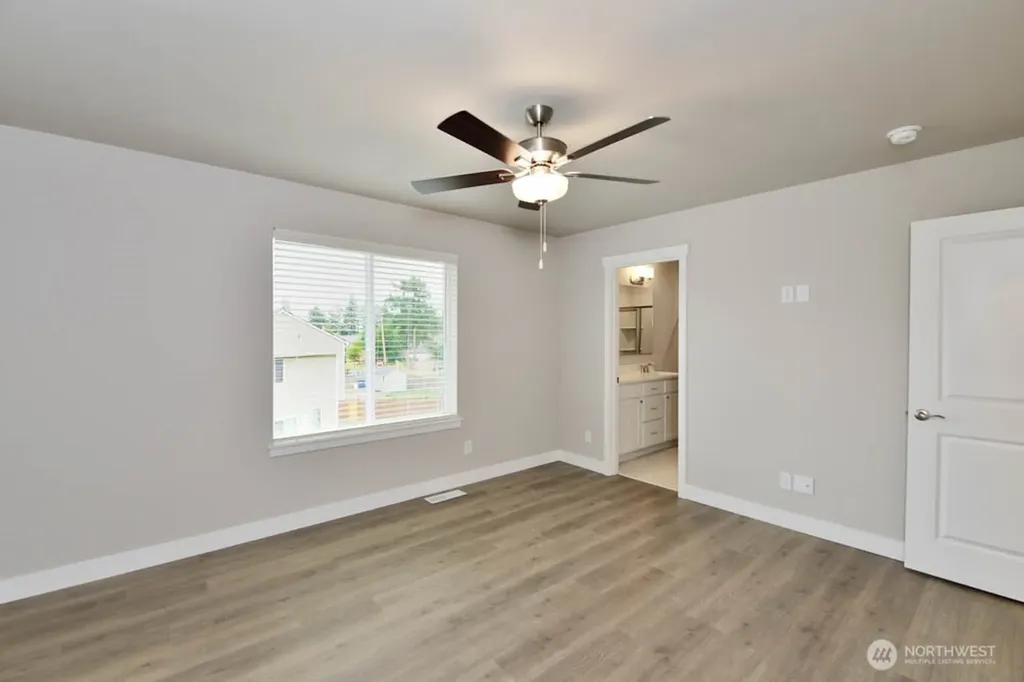 8741 151st Street E Puyallup WA 98375