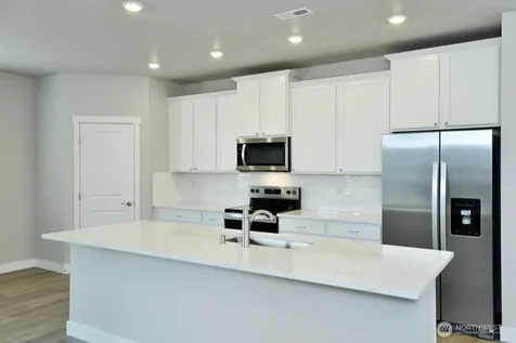8741 151st Street E Puyallup WA 98375