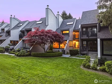 10327 NE 19th Place Bellevue WA 98004