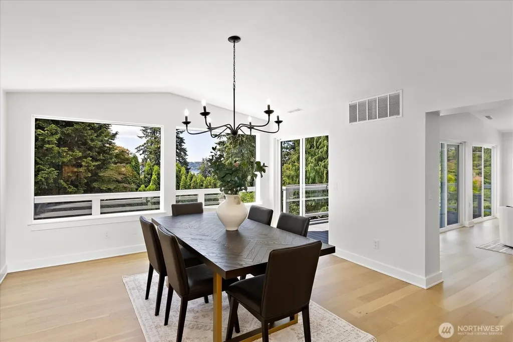 18226 62nd Avenue NE Kenmore WA 98028