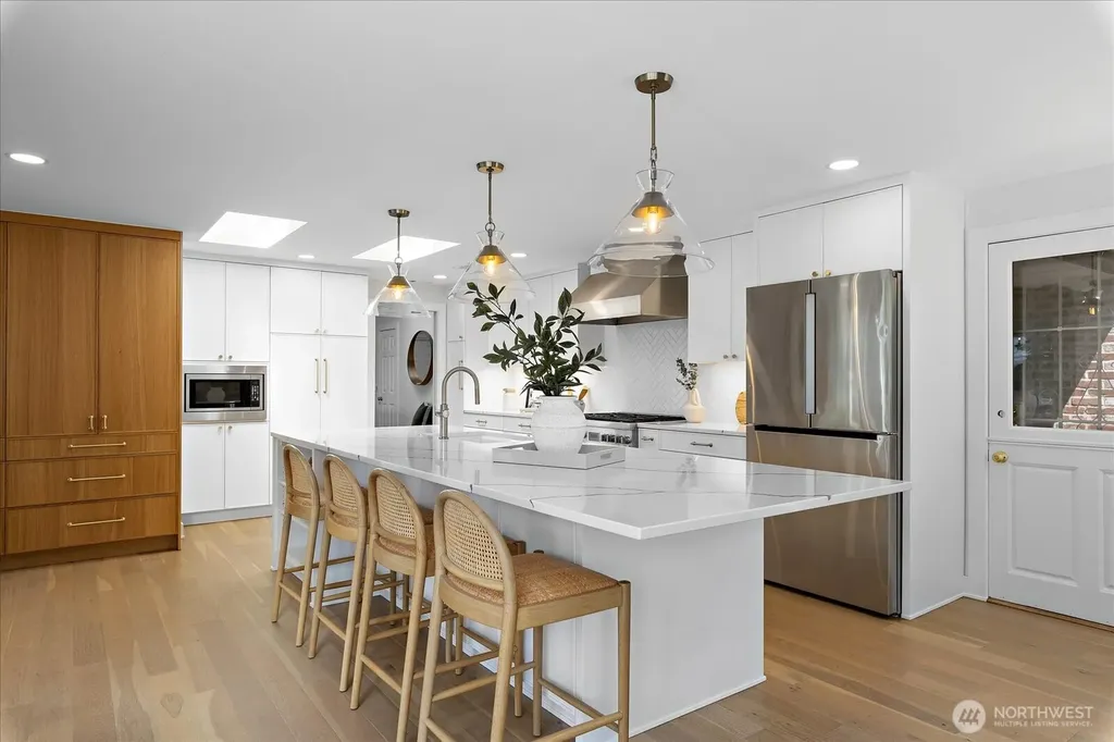 18226 62nd Avenue NE Kenmore WA 98028
