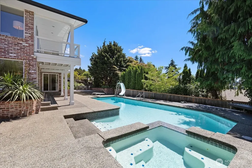 18226 62nd Avenue NE Kenmore WA 98028