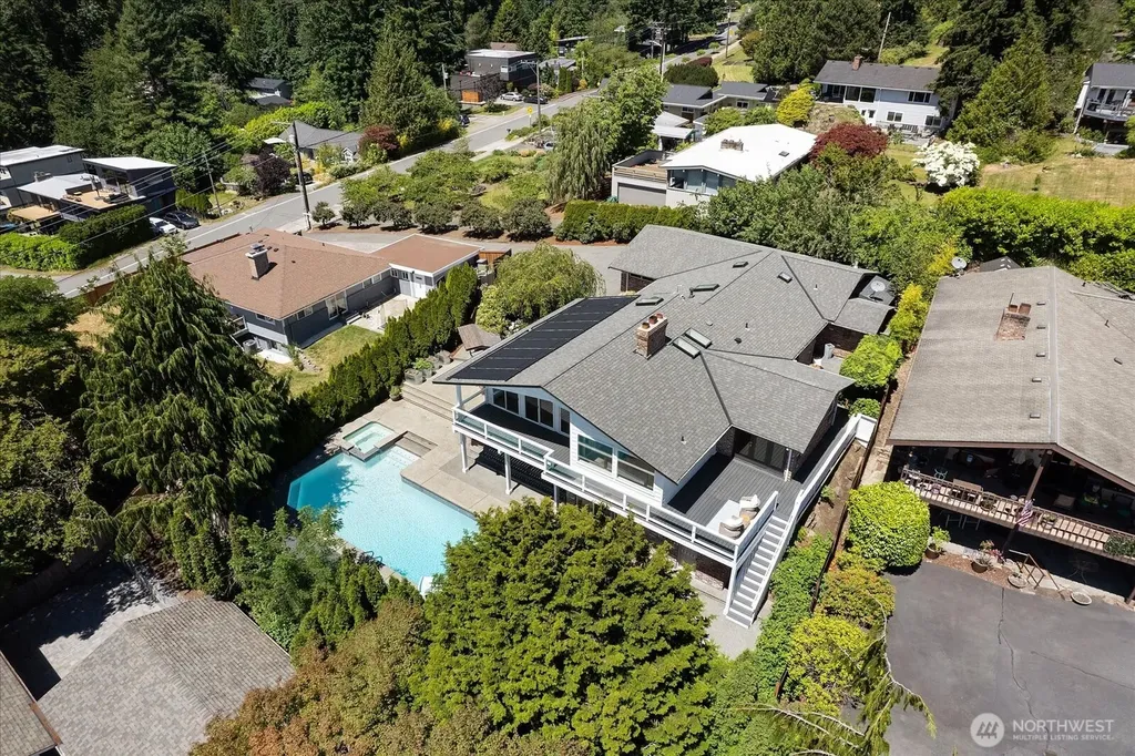 18226 62nd Avenue NE Kenmore WA 98028
