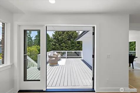 18226 62nd Avenue NE Kenmore WA 98028