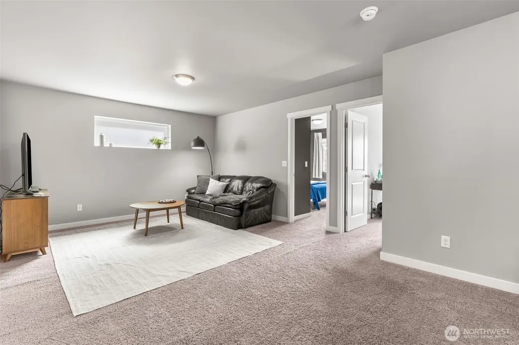 16208 78th Avenue Ct E Puyallup WA 98375
