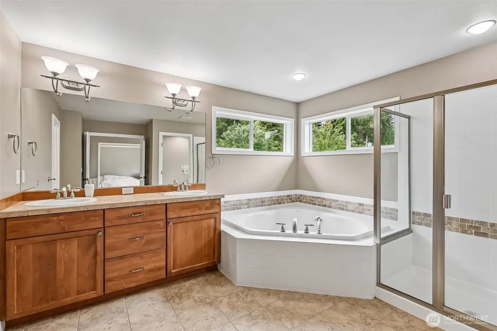2001 263rd Lane SE Sammamish WA 98075