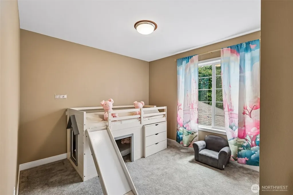 2001 263rd Lane SE Sammamish WA 98075