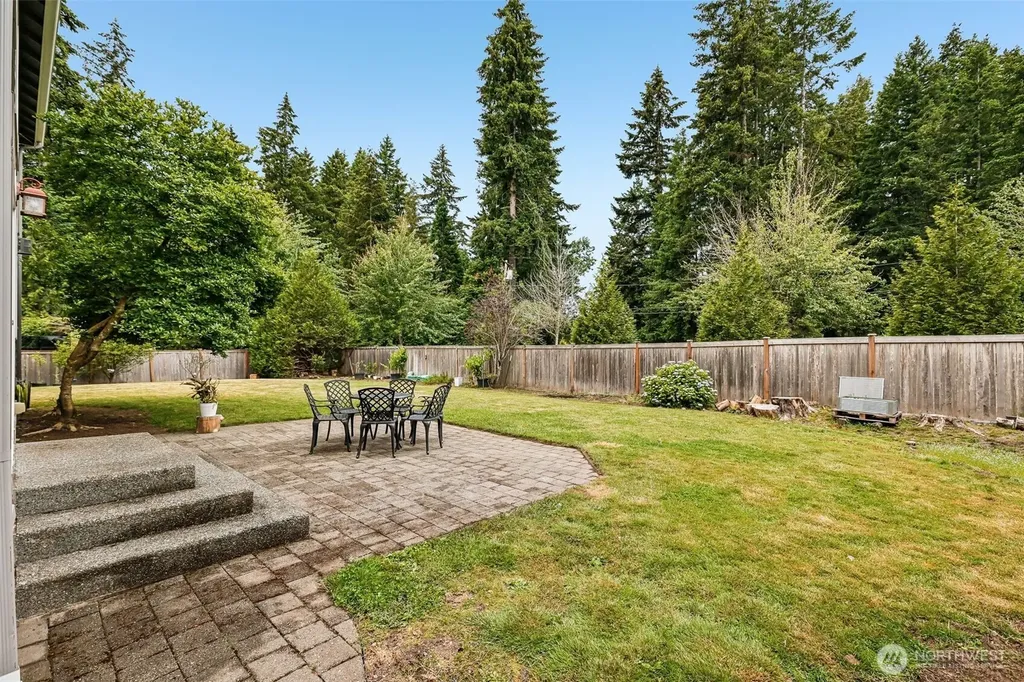 2001 263rd Lane SE Sammamish WA 98075