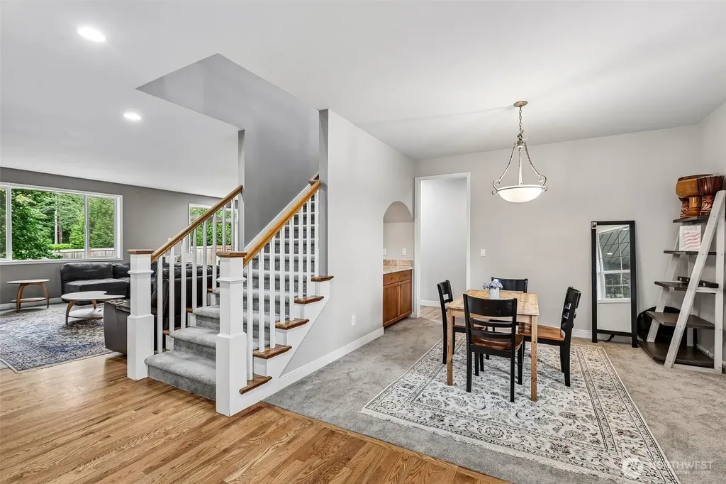 2001 263rd Lane SE Sammamish WA 98075