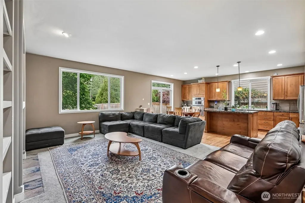 2001 263rd Lane SE Sammamish WA 98075