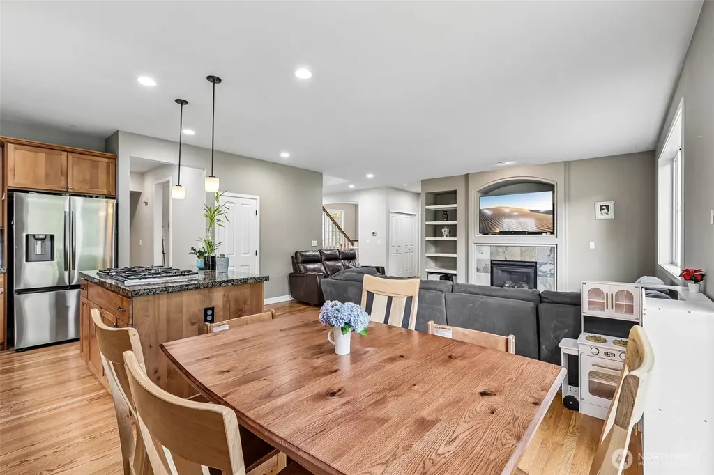 2001 263rd Lane SE Sammamish WA 98075