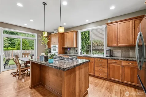 2001 263rd Lane SE Sammamish WA 98075